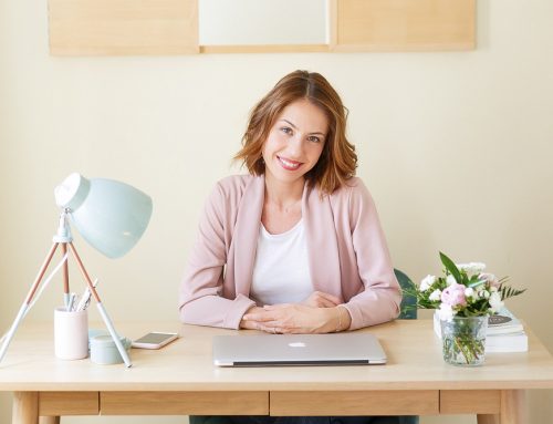 Sesión fotográfica de Marca Personal de Psicologa Infantil en casa en Madrid