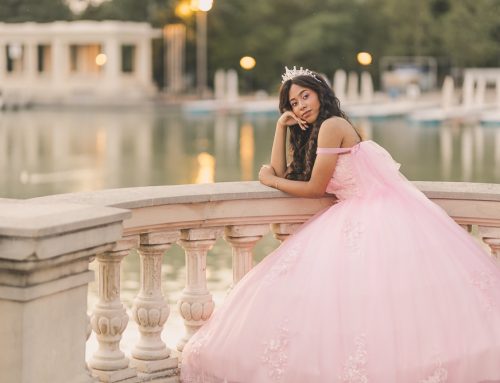 Sesión fotográfica de Quinceañera: hora dorada, Parque de El Retiro y un vestido rosa espectacular ¿qué podía fallar?